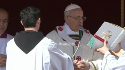 ZI ISTORICĂ: Papa Francisc urcă pe Tronul Vaticanului. Preşedintele Băsescu, prezent la eveniment